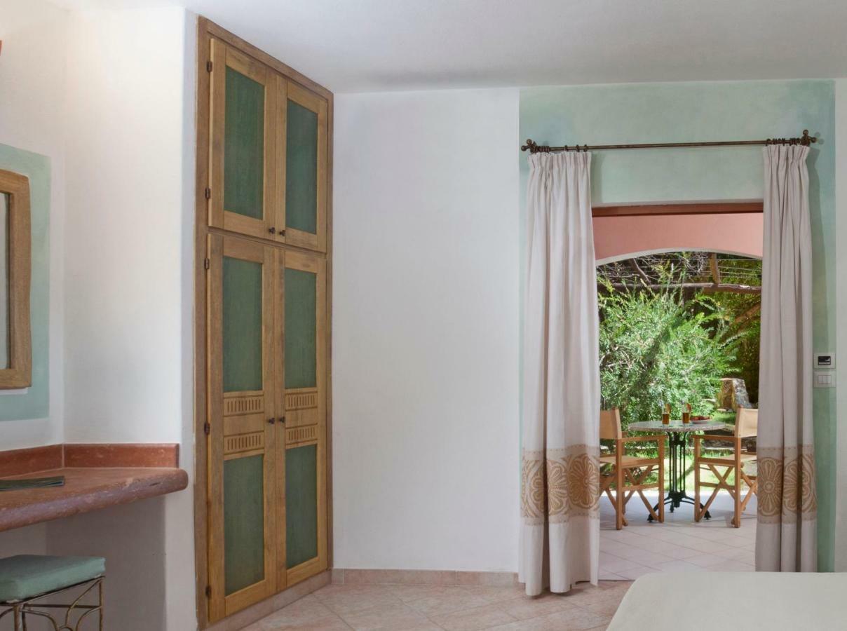 Resort Cala Di Falco Cannigione Exteriör bild